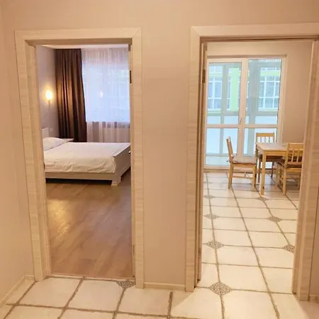 Shevchenko Street 19 Apartment *